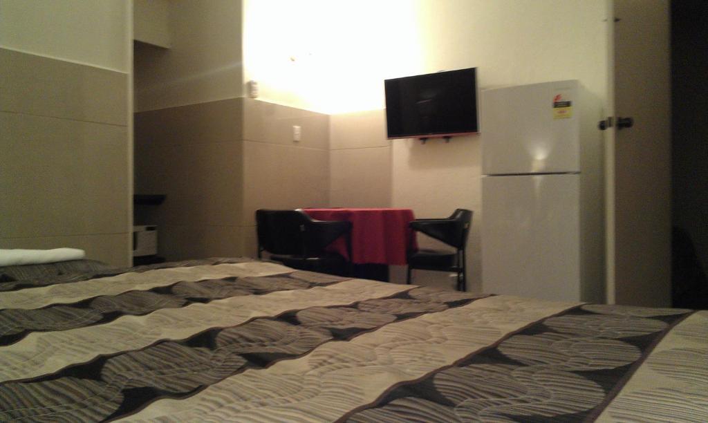 Avalon Motel Маунт Гамбиър Екстериор снимка